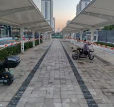 电车充电桩停车棚